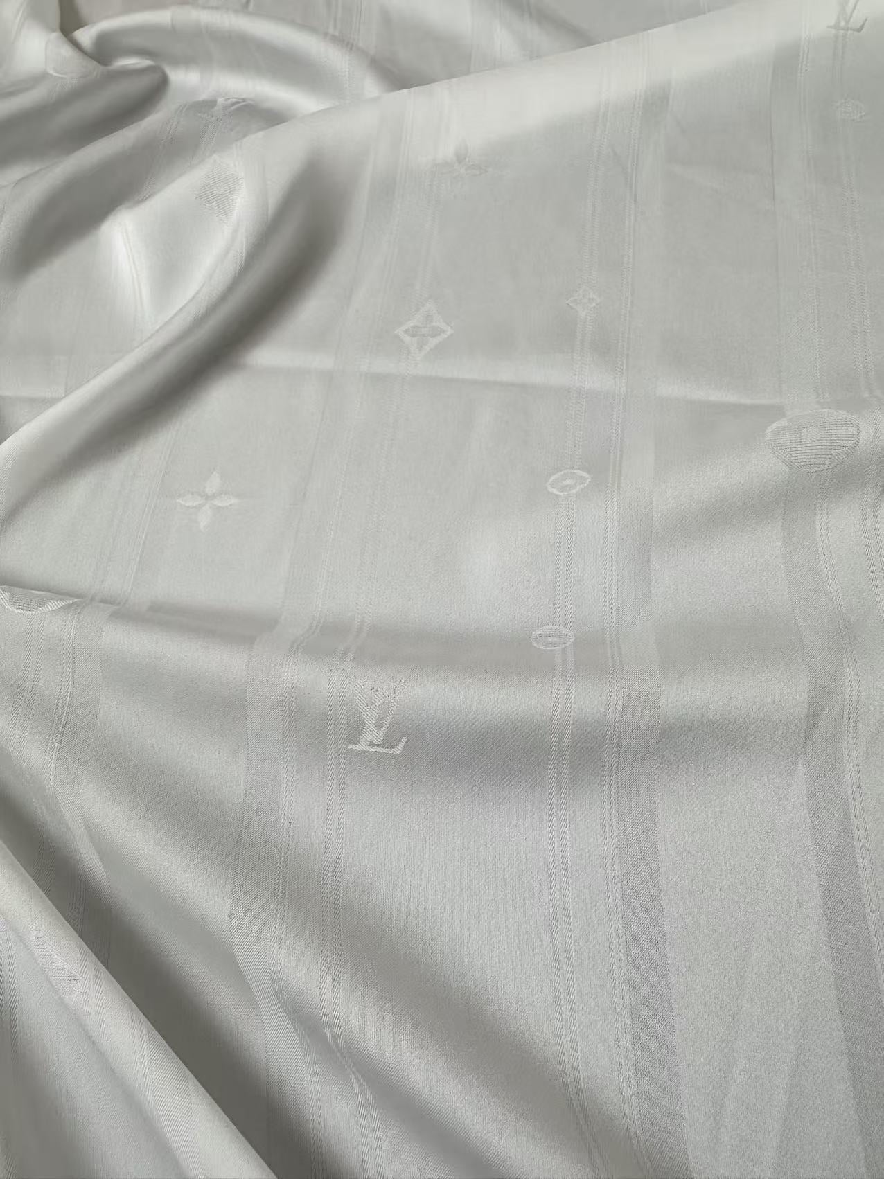 Craft LV White Silk Jacquard Cloth Fabric For Sewing Clothing By Yard