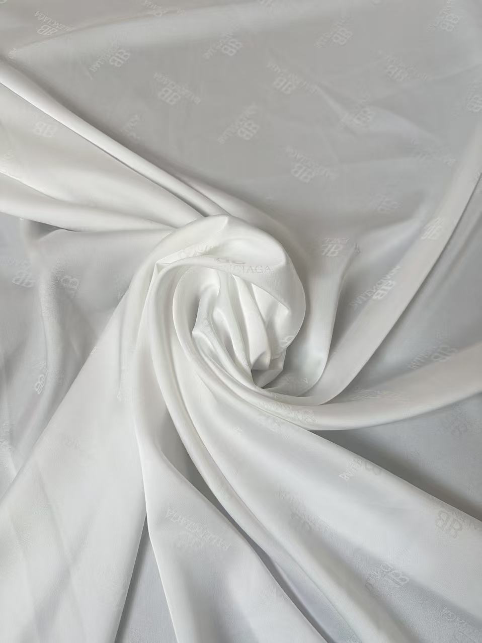 Craft Balenciaga White Silk Jacquard Cloth Fabric For Sewing Clothing By Yard