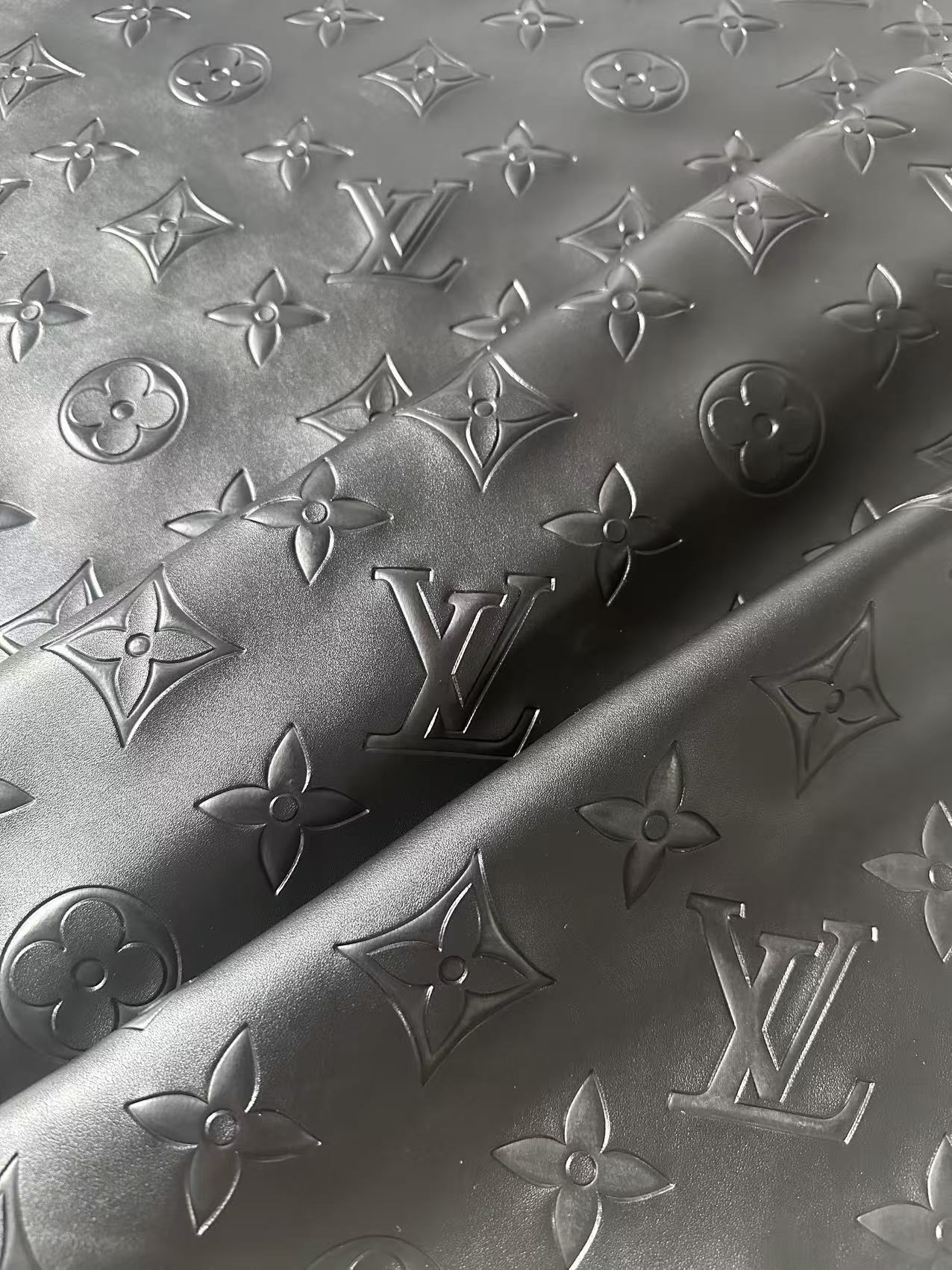 Craft 2.5 Inch LV Black Embossed Leather For Handmade Upholstery,Shoes Goods By Yard