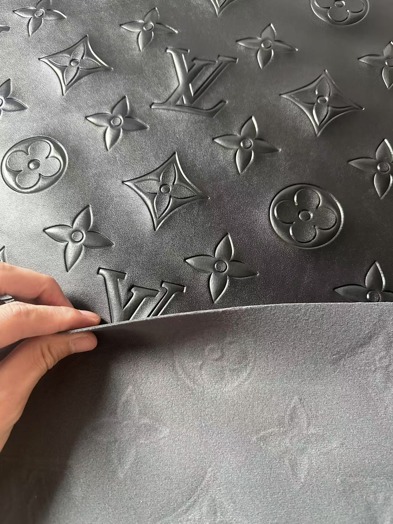 Craft 2.5 Inch LV Black Embossed Leather For Handmade Upholstery,Shoes Goods By Yard
