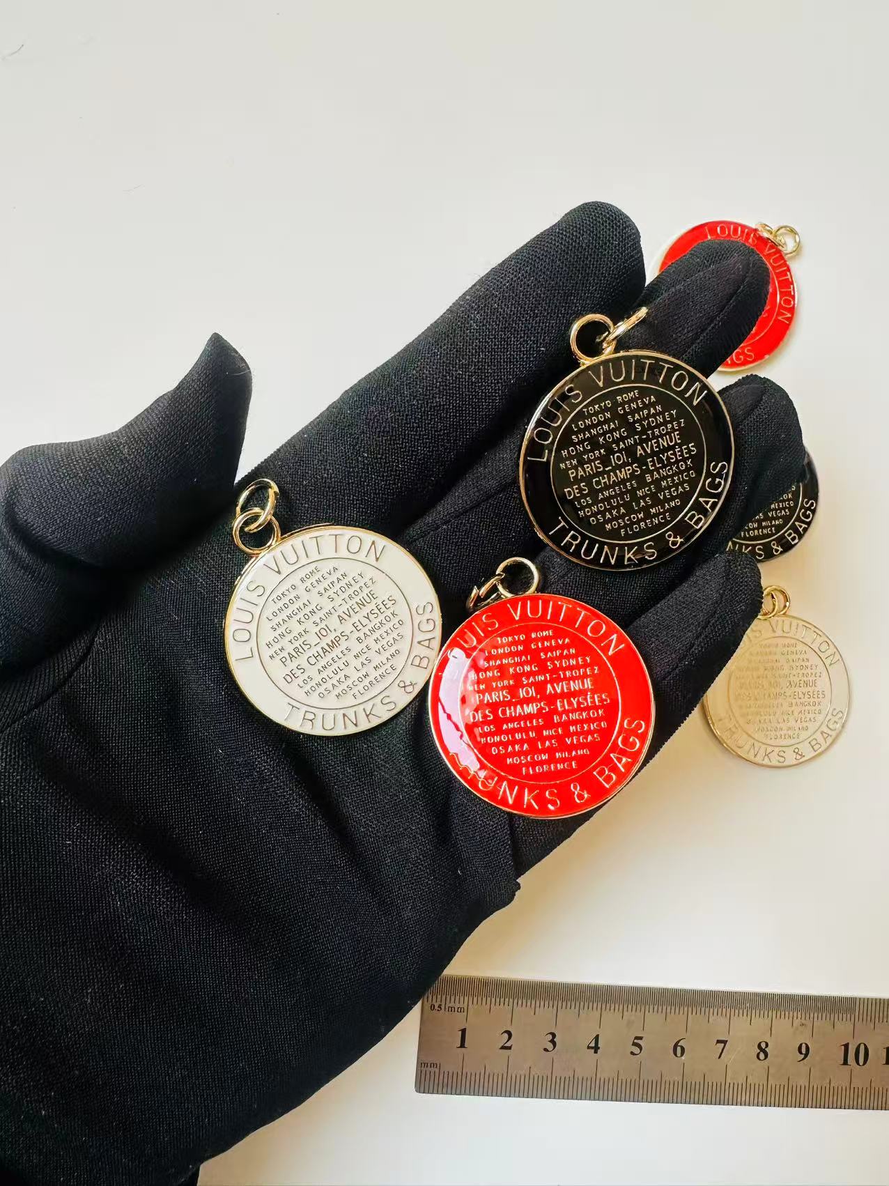 Craft 40MM Louis Vuitton Double-Side Metal Pendant For DIY Gift Goods