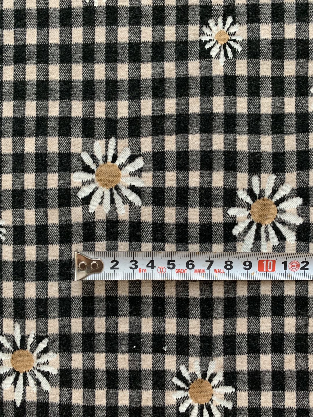 Knitted Jacquard Clothing Fabric Handmade Fabric Dress Fabric , Customized Clothing Fabrics