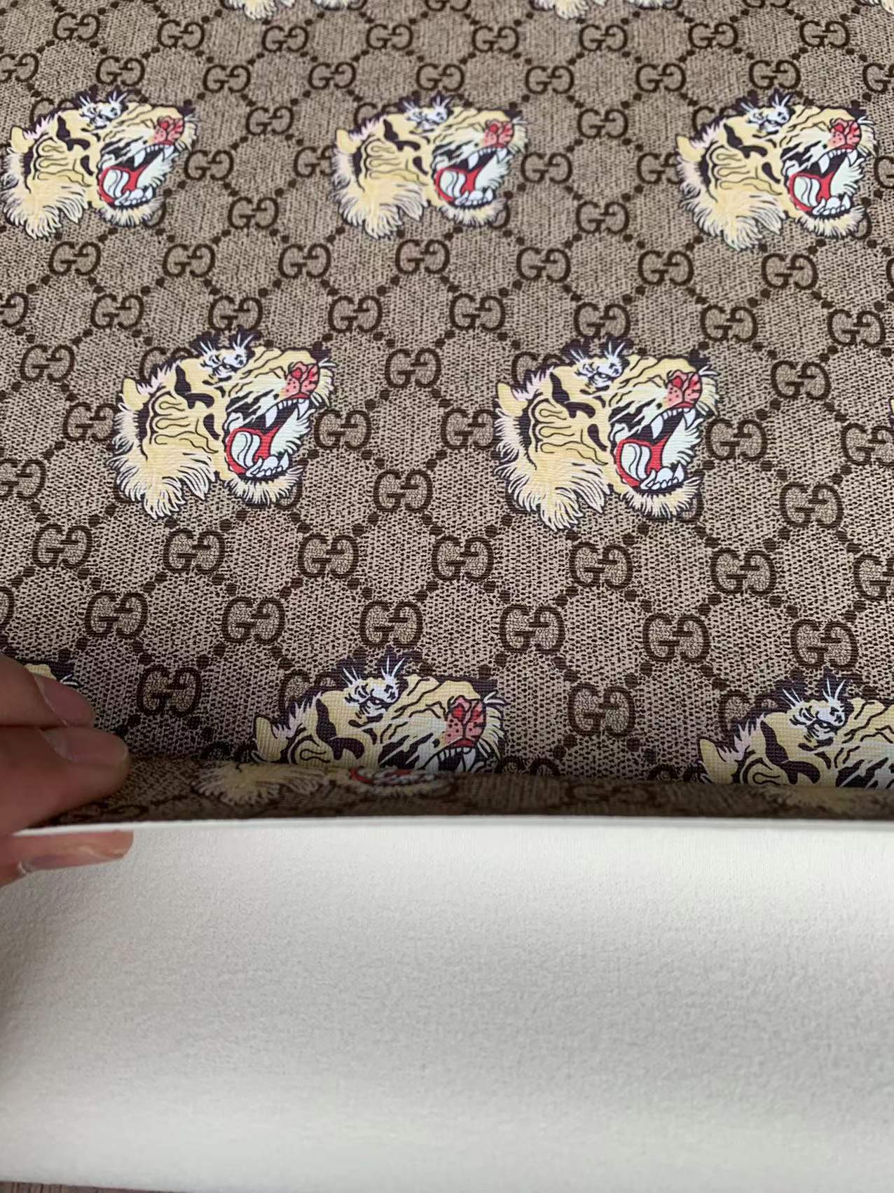 Fashion Gucci A Tiger Leather Case Fabric ,Handmade Bag Fabric,Hand-made Shoes Fabric By Yards