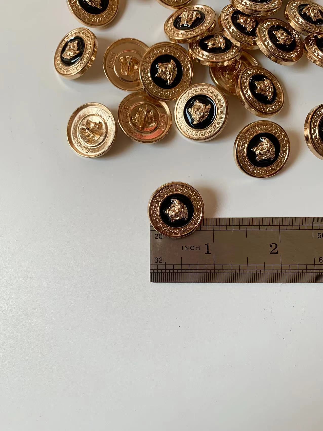 Craft Handmade 0.8 inch Size Versace Metal Button For Sewing Clothes