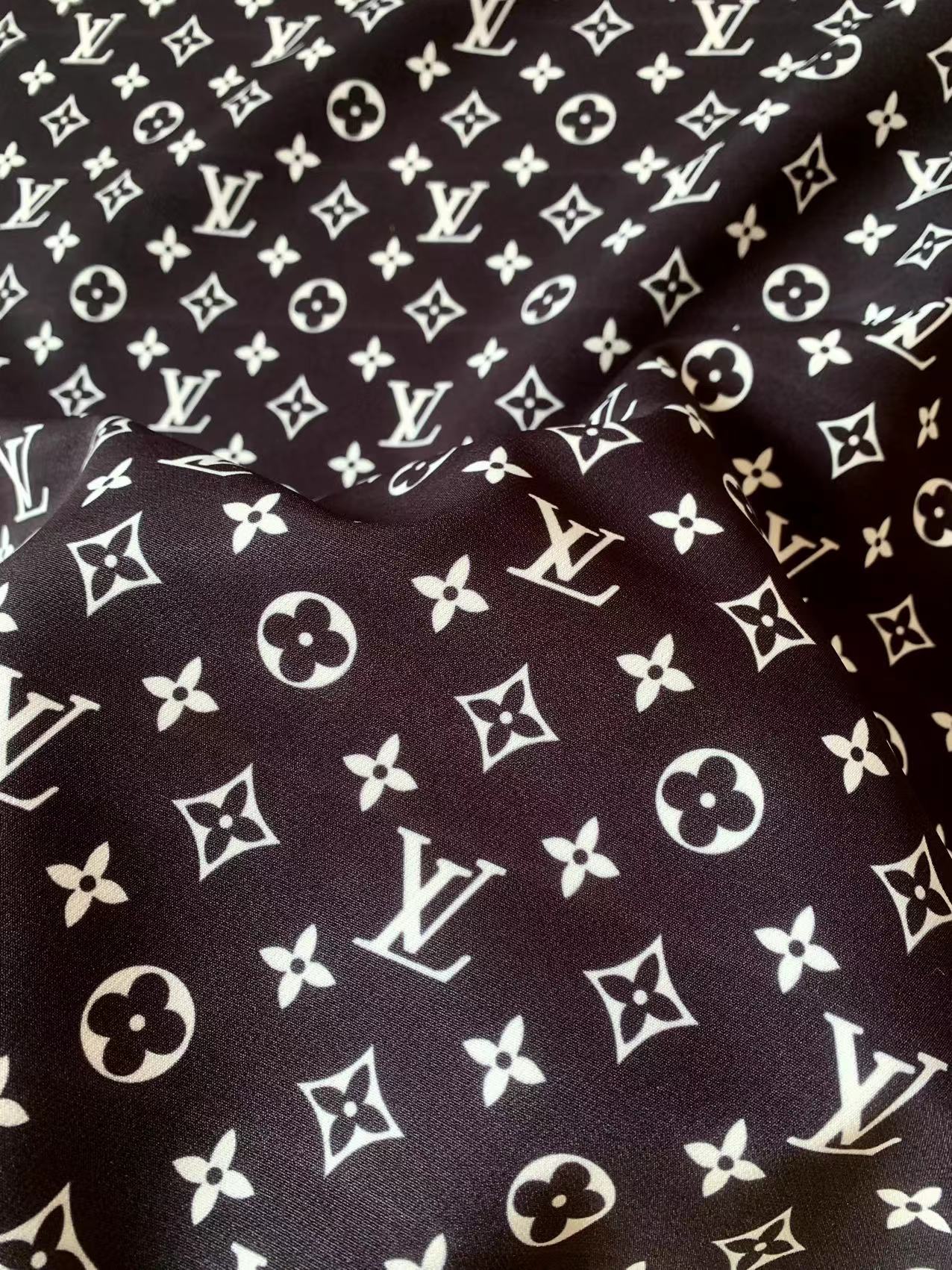 Craft Black With White LV Cotton And Polyester Cloth Fabric For DIY Handicraft Apparel