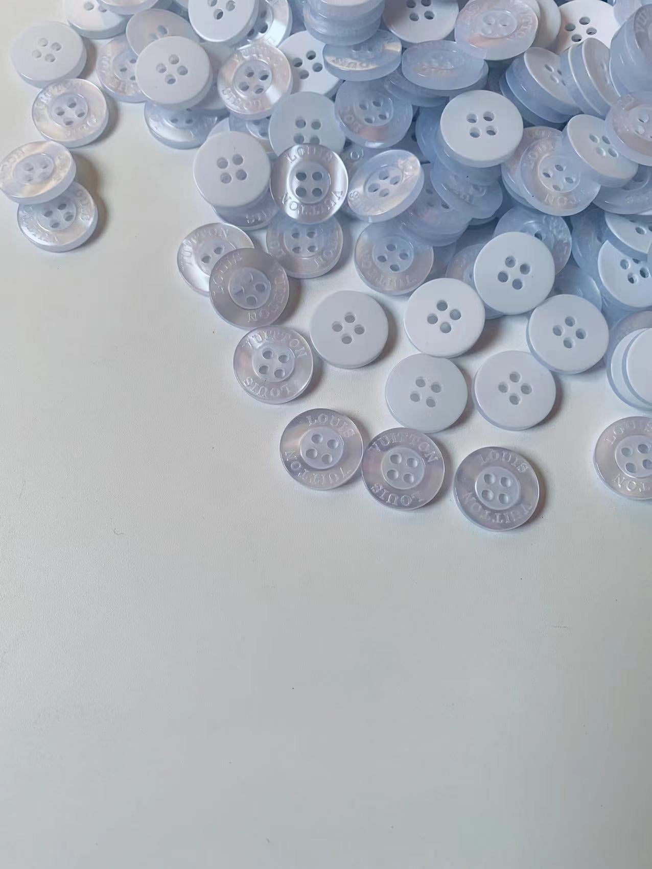 Craft Louis Vuitton 15MM  Resin Material Handicraft White Button For Apparel