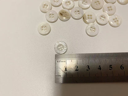 Craft Gucci 13MM Resin Material Handicraft White Button For Apparel