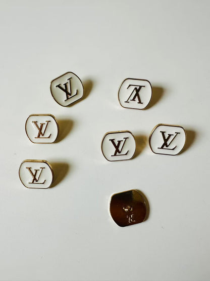 1 PC 18MM LV Handicraft Button Metal Material For Apparel(White)