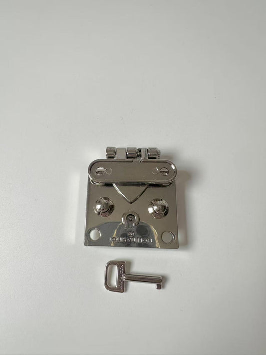New Best Quality Small Sliver Alloy Material LV Locks For Handmade Box ,Bag and Handicraft Goods