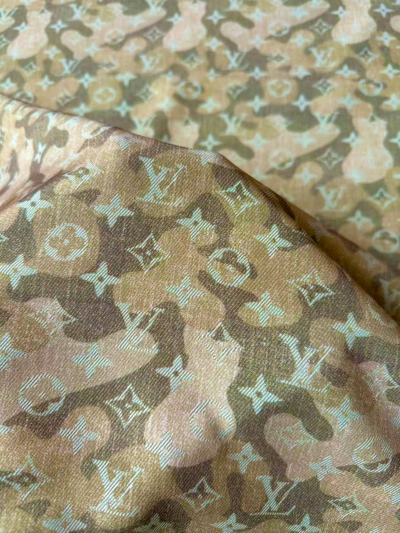 Fashion Cotton with Polester Cloth Fabric , LV Camouflage Design Fabric for Handmade Clothing By Yard