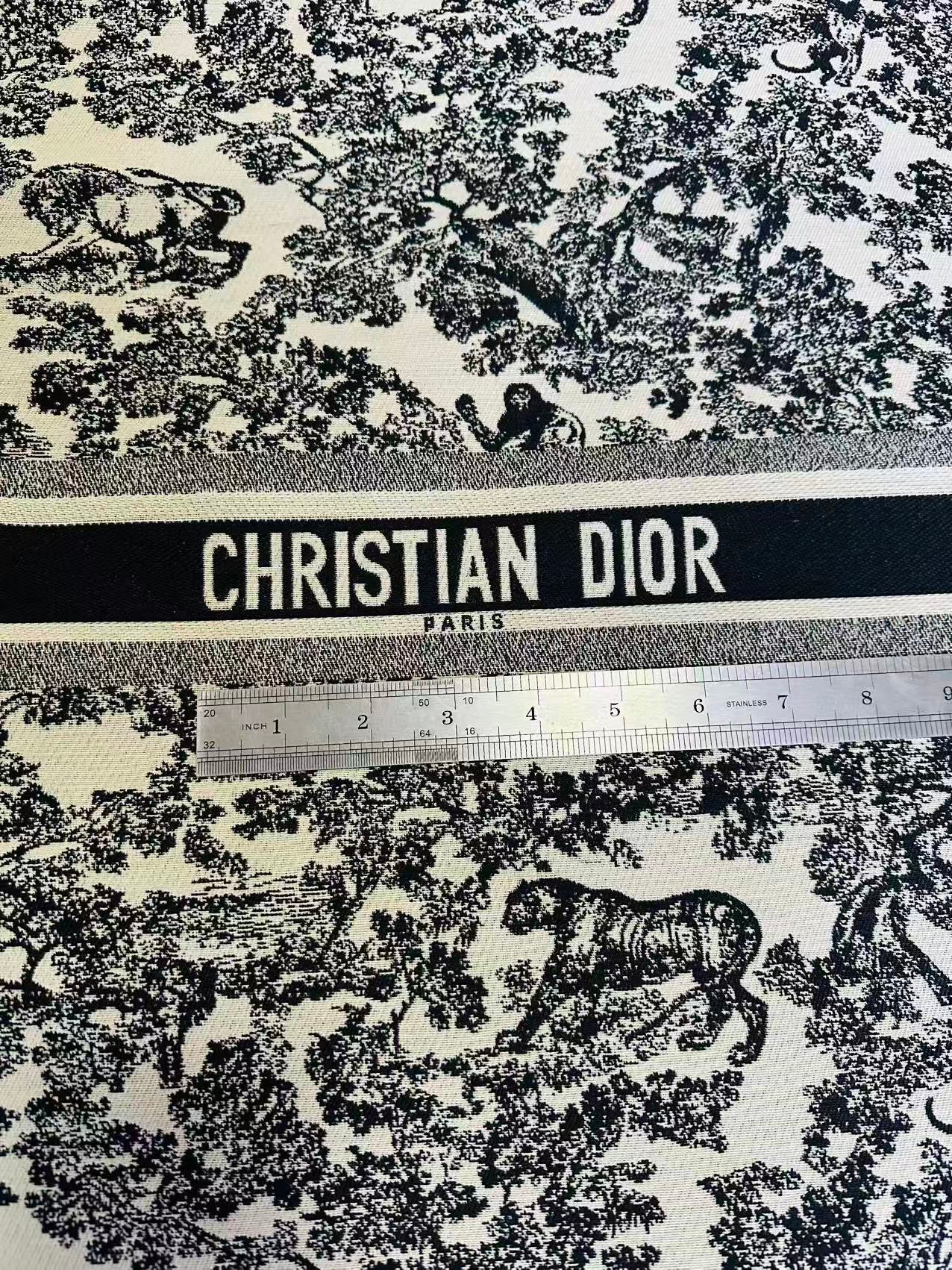 Best Quality Dior With Animal Canvas Jacquard Cloth Fabric For Handmade Sewing ,Furniture,Upholstery Goods By Yard (Black)