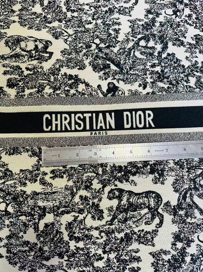 Best Quality Dior With Animal Canvas Jacquard Cloth Fabric For Handmade Sewing ,Furniture,Upholstery Goods By Yard (Black)
