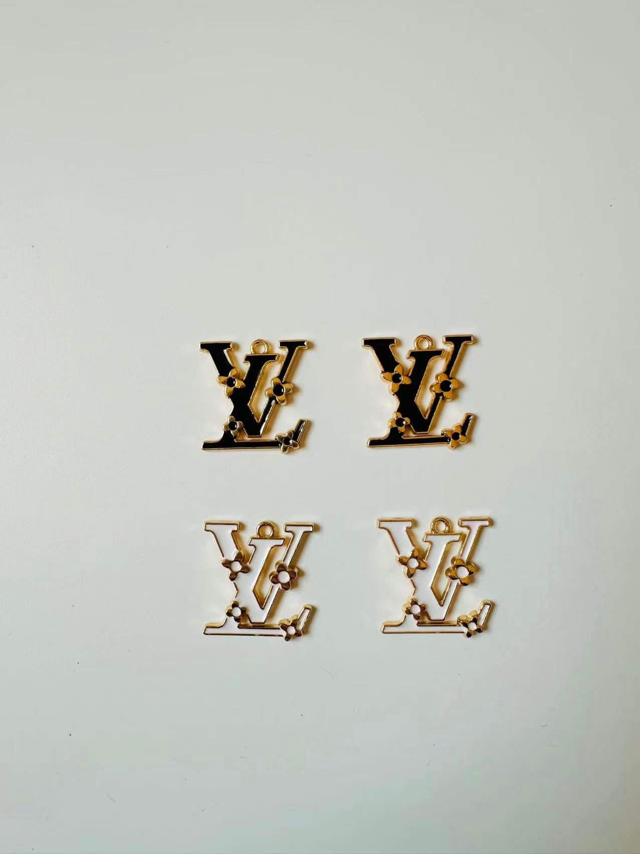 Fashion 2.5CM Size LV Pendant For DIY Handmade Goods