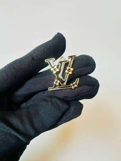Fashion 2.5CM Size LV Pendant For DIY Handmade Goods