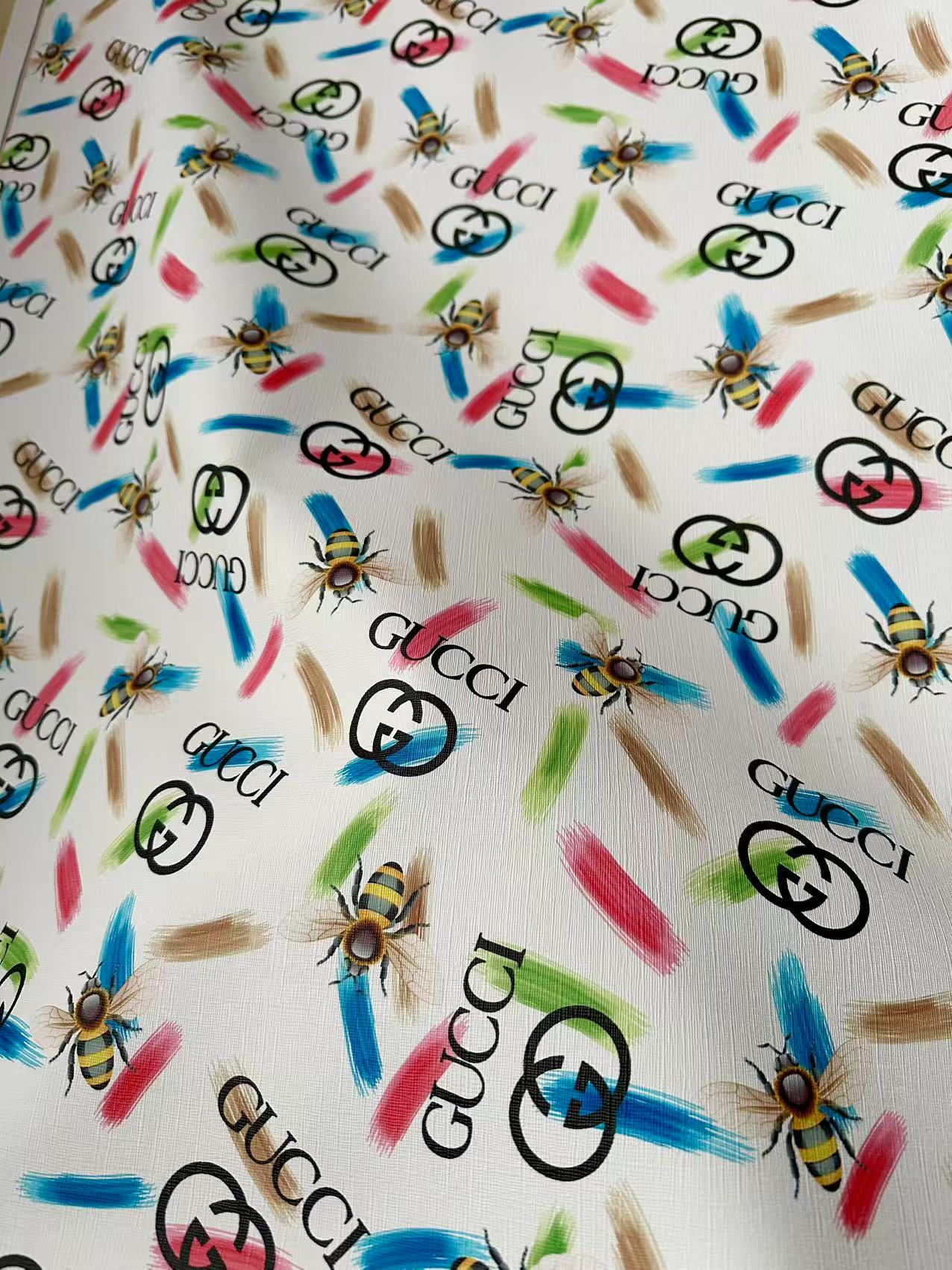 Fashion Gucci With Bee Leather Fabric For Handmade Shoes , Bag ,Upholstery Goods By Yard