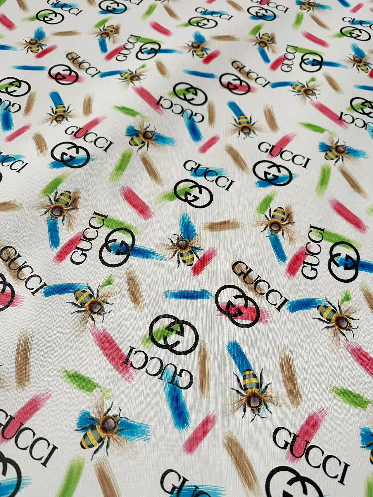 Fashion Gucci With Bee Leather Fabric For Handmade Shoes , Bag ,Upholstery Goods By Yard