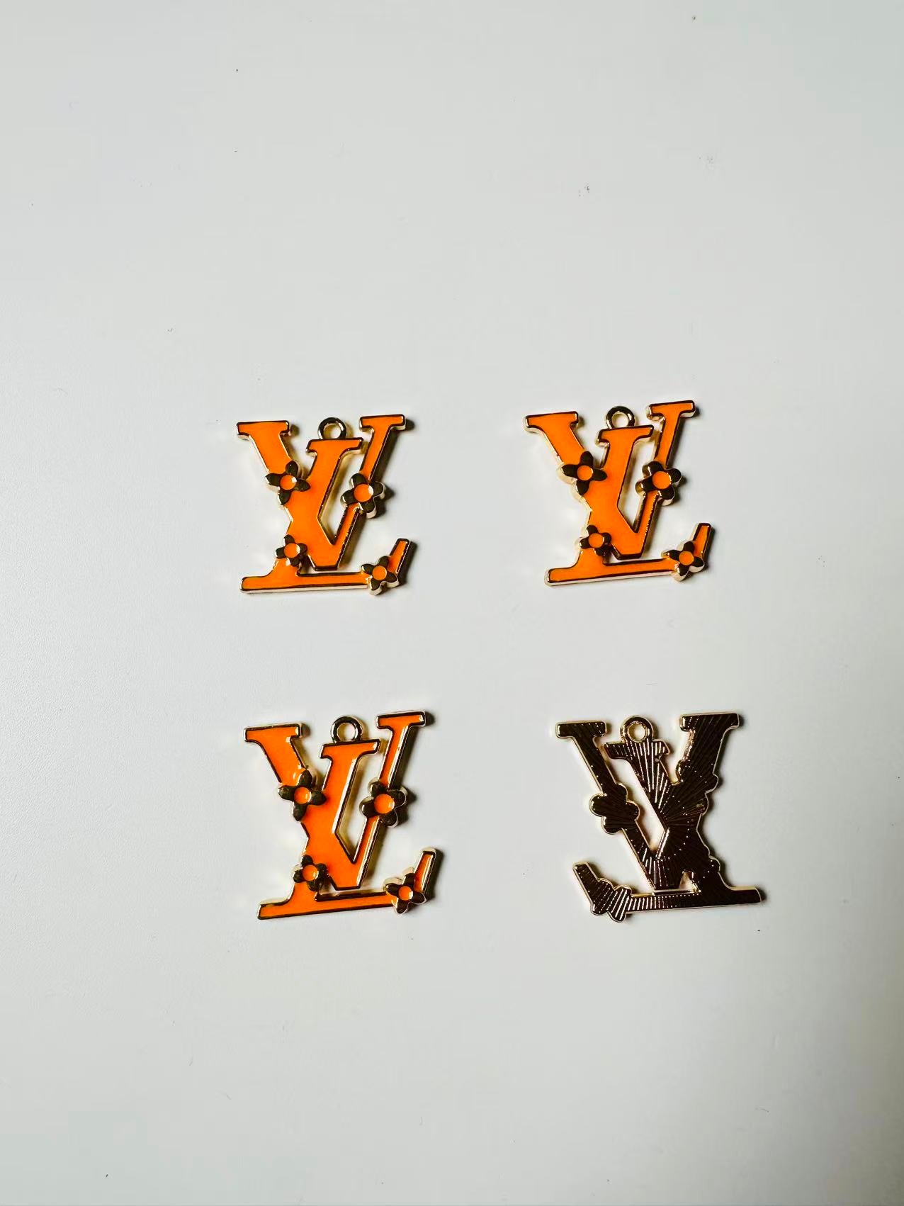 Fashion 2.5CM Size LV Pendant For DIY Handmade Goods