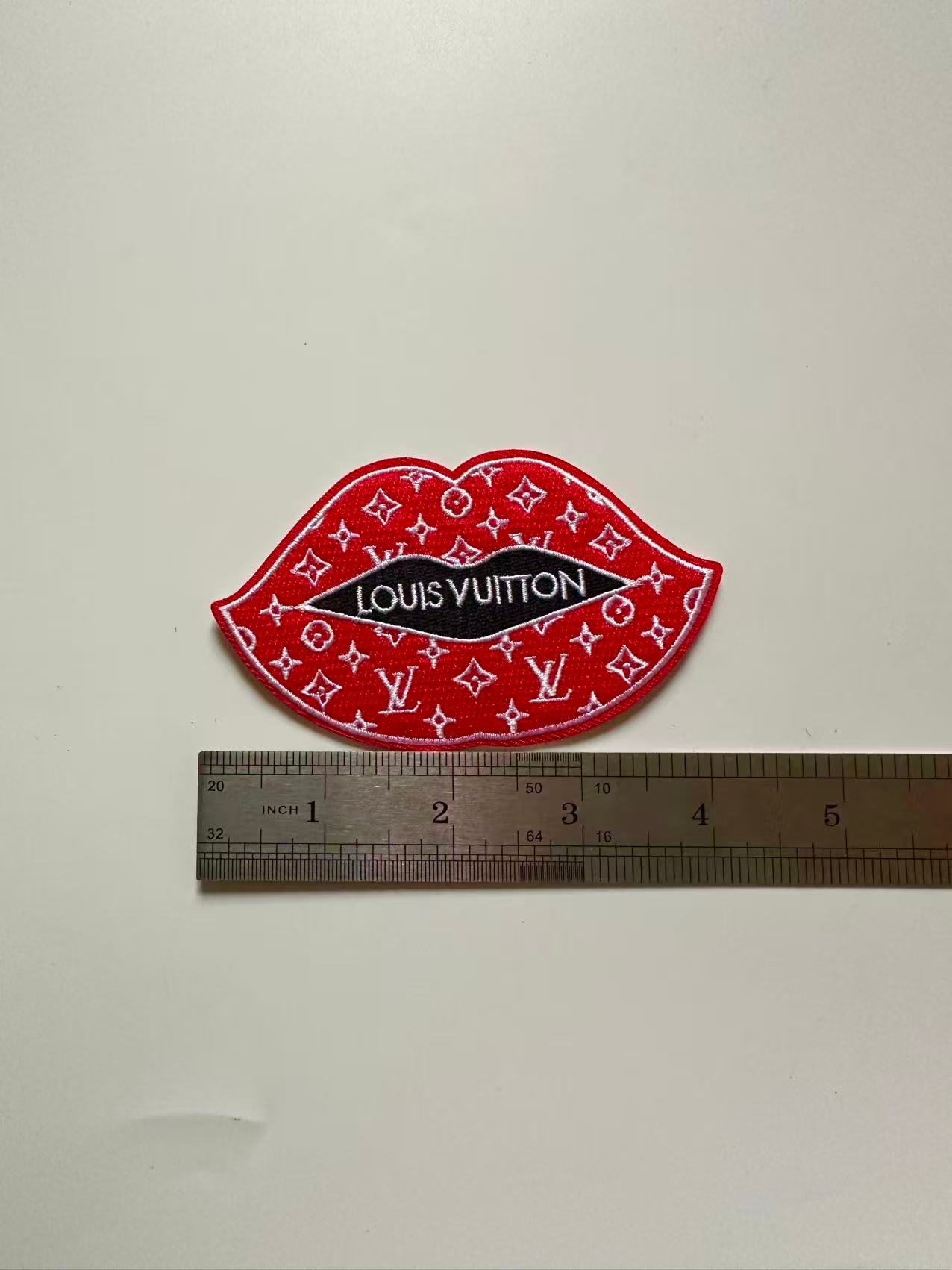 Craft Embroidery LV Mouth Jacquard Patches For Customized Apparel