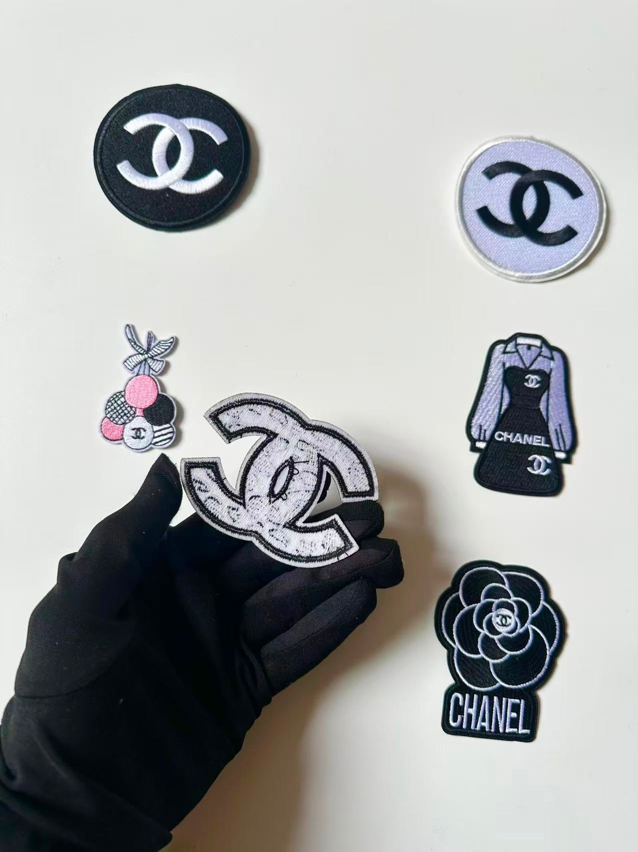 Craft Embroidery Chanel Jacquard Patches For Customized Clothing