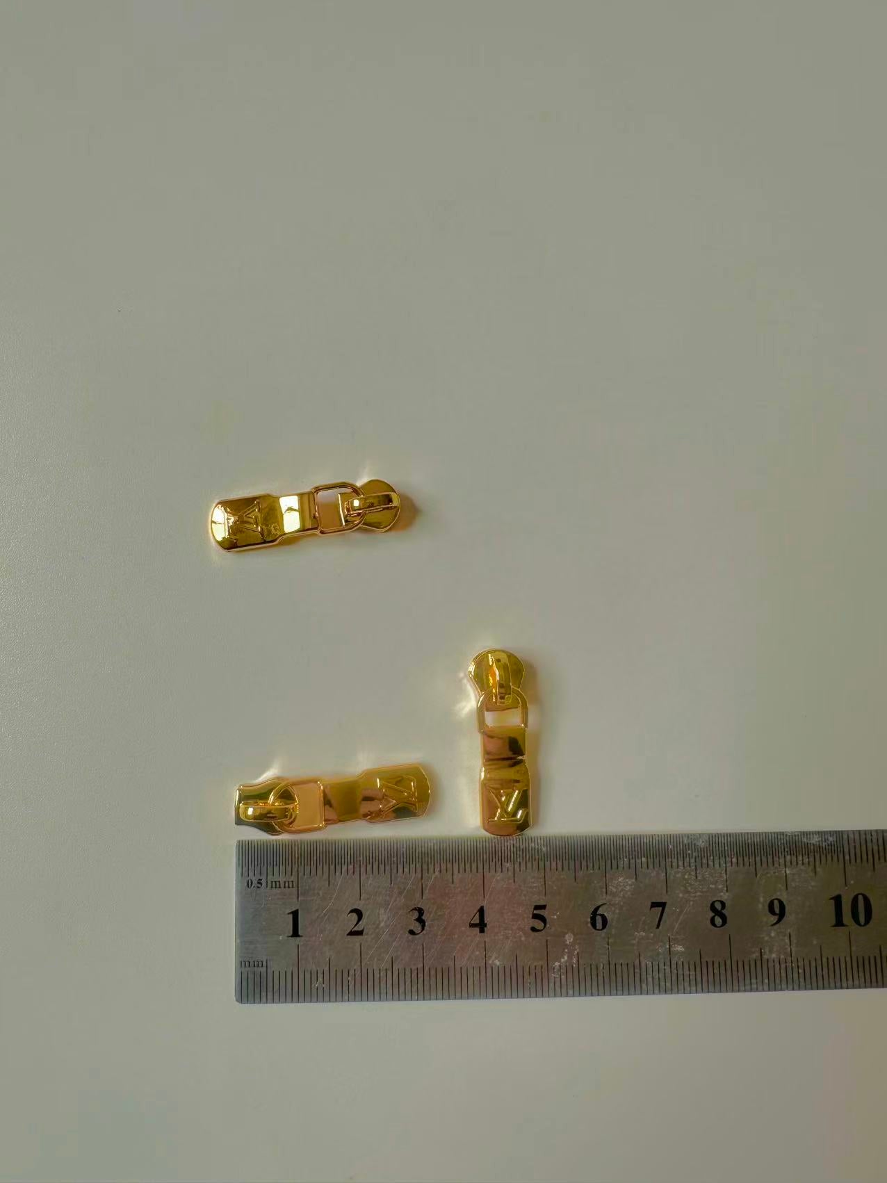 Fashion Gold LV Zipper Head ,Size #3 For Handmade Bags