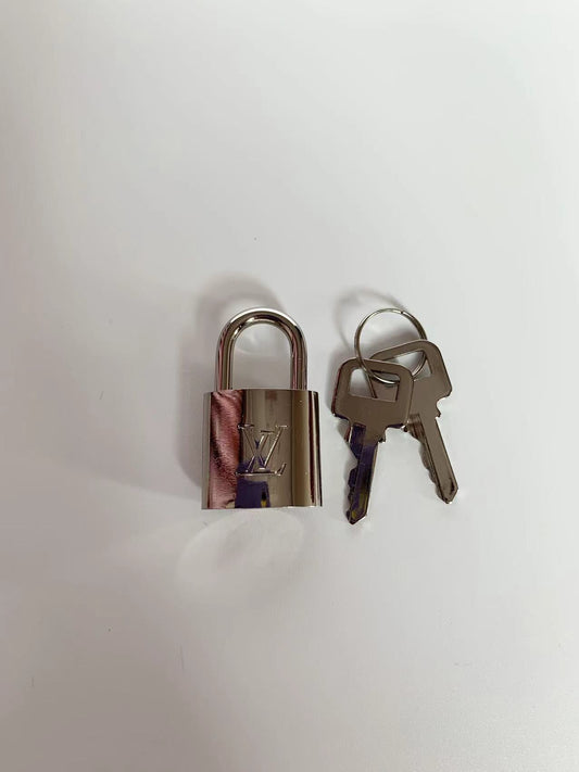 Fashion Sliver LV Metal Locks For Handmade Goods